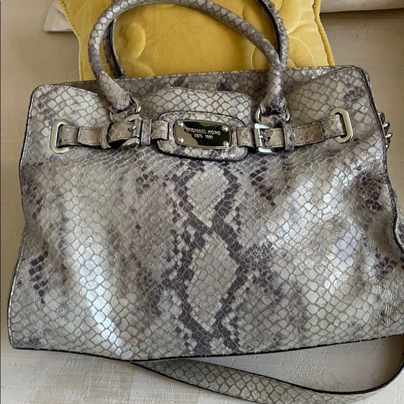 Michael Kors satchel - Picture 1 of 6